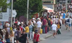 Tatilciler Zafer Bayramı'nda Yunan Adalarına koştu!