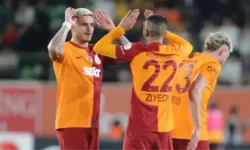 Galatasaray'a Kötü Haber: Hakim Ziyech Sakatlandı, 4-6 Hafta Saha Dışında Kalacak