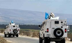 İsrail ordusu, UNIFIL’e ait gözlem kulesini buldozerle yıktı