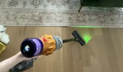 Dyson süpürgesi olanlar o özellikten bihaber! En büyük kolaylığı kimse bilmiyor