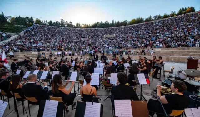 Hacettepe’de 7 bin öğrenciyle ilk ders coşkusu