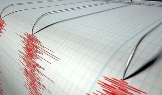 Deprem son dakika: İzmir'de 4 şiddetinde deprem oldu