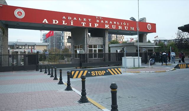 İki kadını öldürüp surlardan atlayan caninin cesedi ailesi tarafından alındı