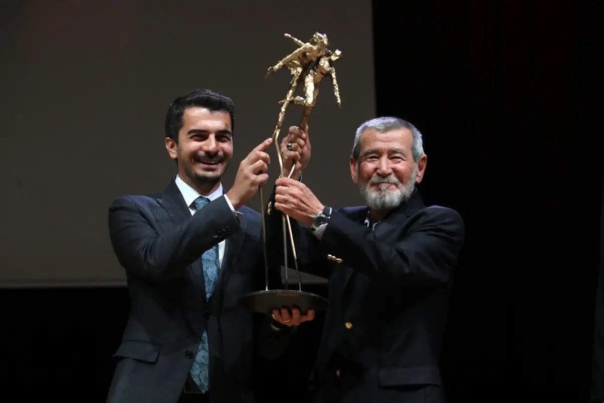 Çankaya Belediyesi Ahmet Say Müzik Ve Edebiyat Ödülleri Töreni Yazar Şair Ahmet Telli